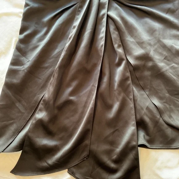 Dynamite dresses - Picture 14 of 17